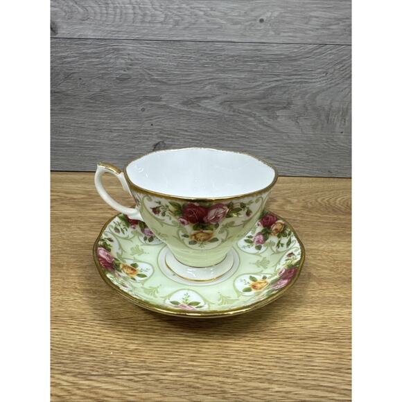 Royal Albert Rose Cameo Green Bone China Teacup And Saucer - Picture 1 of 9